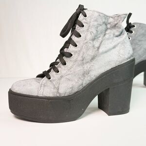 New Y2K | Bakers | Gray Distressed Canvas Chunky Platform Booties | Sz 7.5